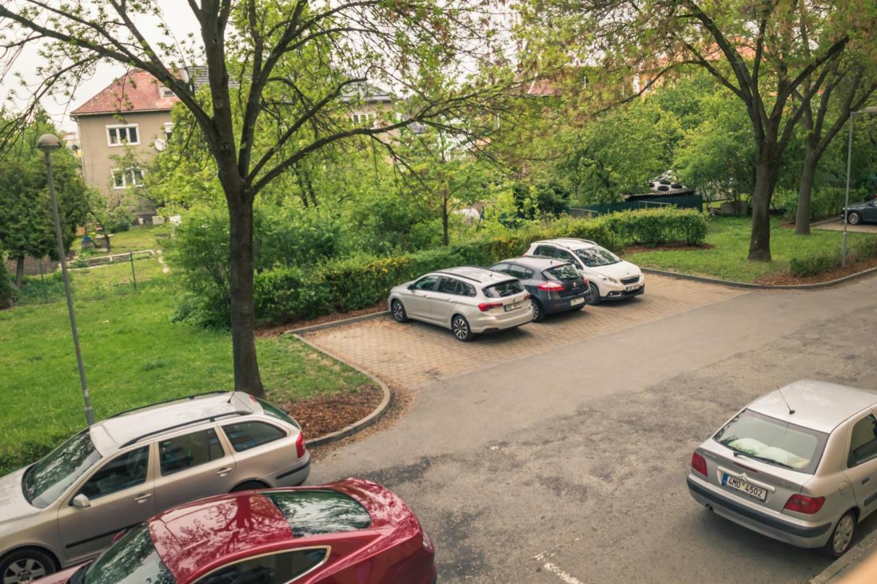 Apartman Jnj Velkomoravska Olomouc Exterior foto